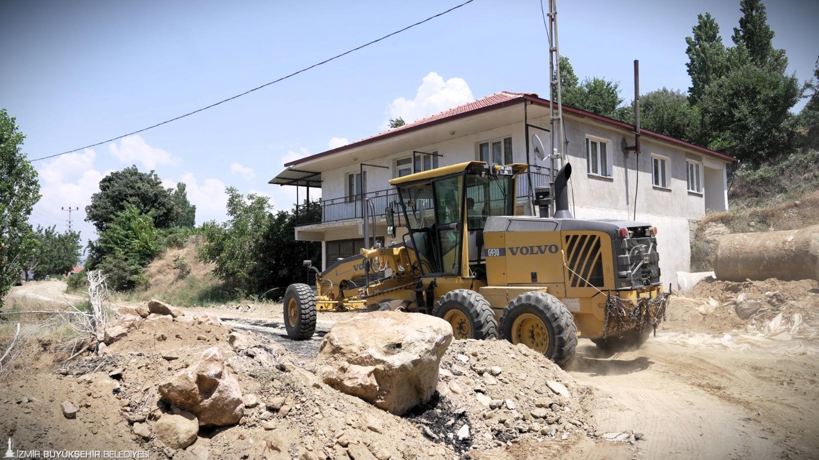 Büyükşehir’den Küçük Menderes’te asfalt hamlesi