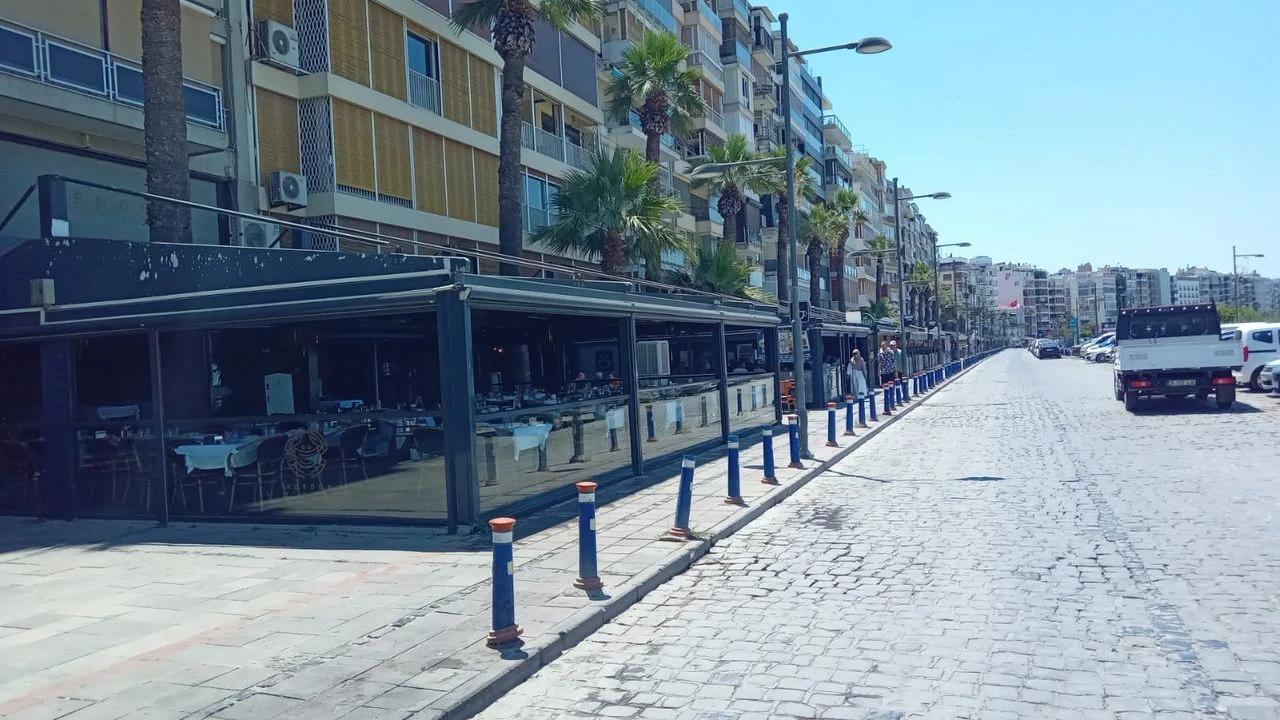 İzmir'de esnafın ‘tente cezası’ isyanı: Çözüm ‘Kordon modeli’