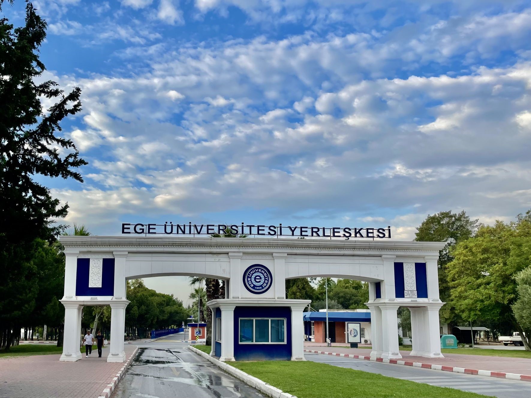 EGE ÜNİVERSİTESİ’NDE 