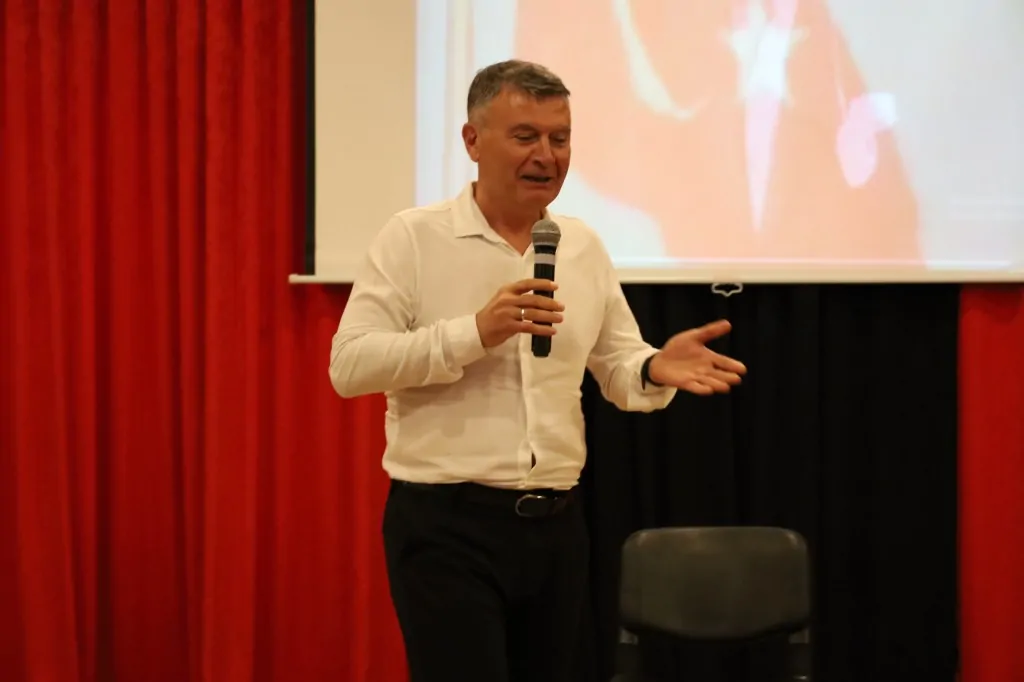 Çiğli’de Kanser Farkındalığı Etkinliği: “Erken Teşhis Hayat Kurtarır”