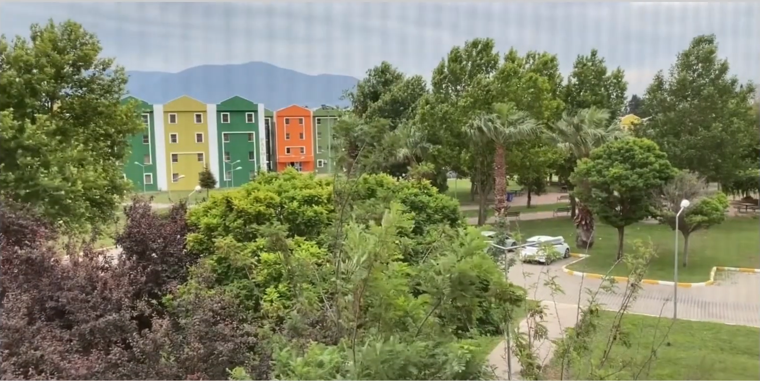 Ege Üniversitesi'nde 'Giderayak Gol' Tartışması: Rektörlük Değişimi Öncesi Kritik Adımlar ve Yurt Krizi!