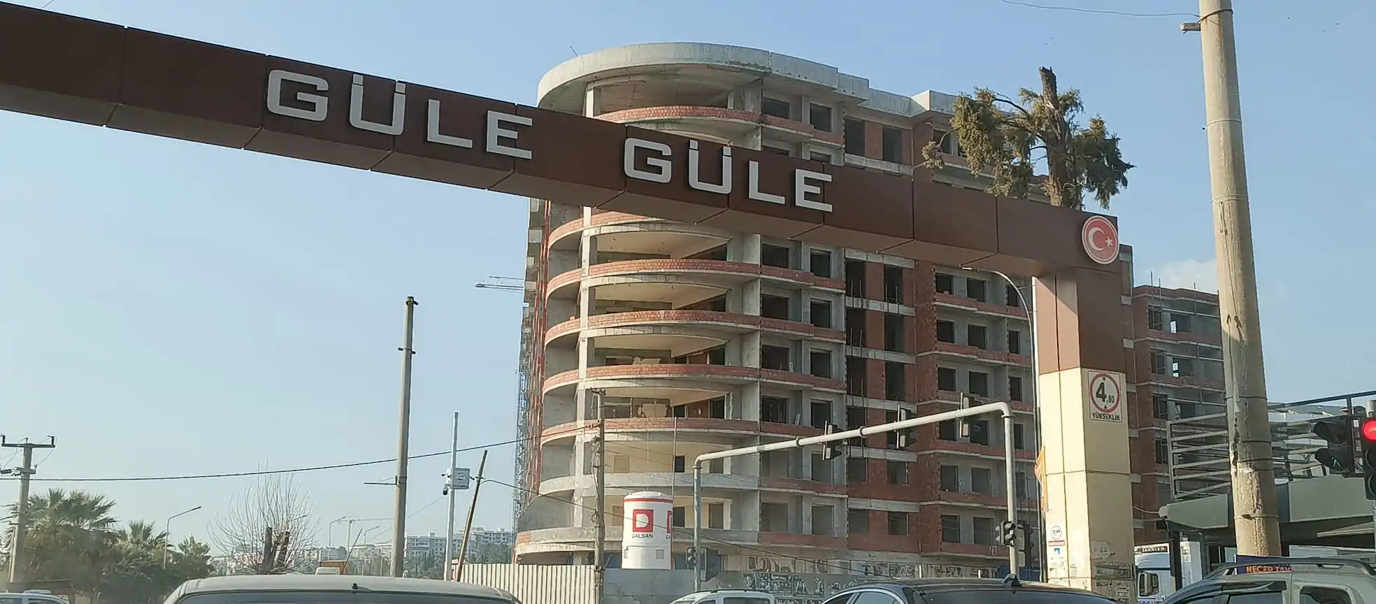 MENEMEN BELEDİYESİ’NDE İNŞAAT SKANDALI, EMSAL ARTIŞIYLA KAZANILAN MİLYONLAR