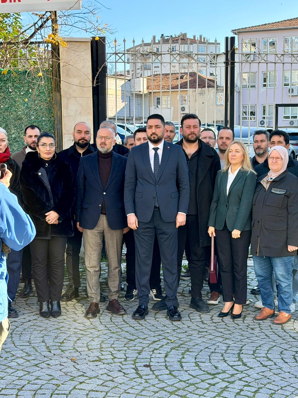 200 Milyon TL’lik Dev Yatırım: Bornova’nın Köklü Okulu Küllerinden Doğuyor
