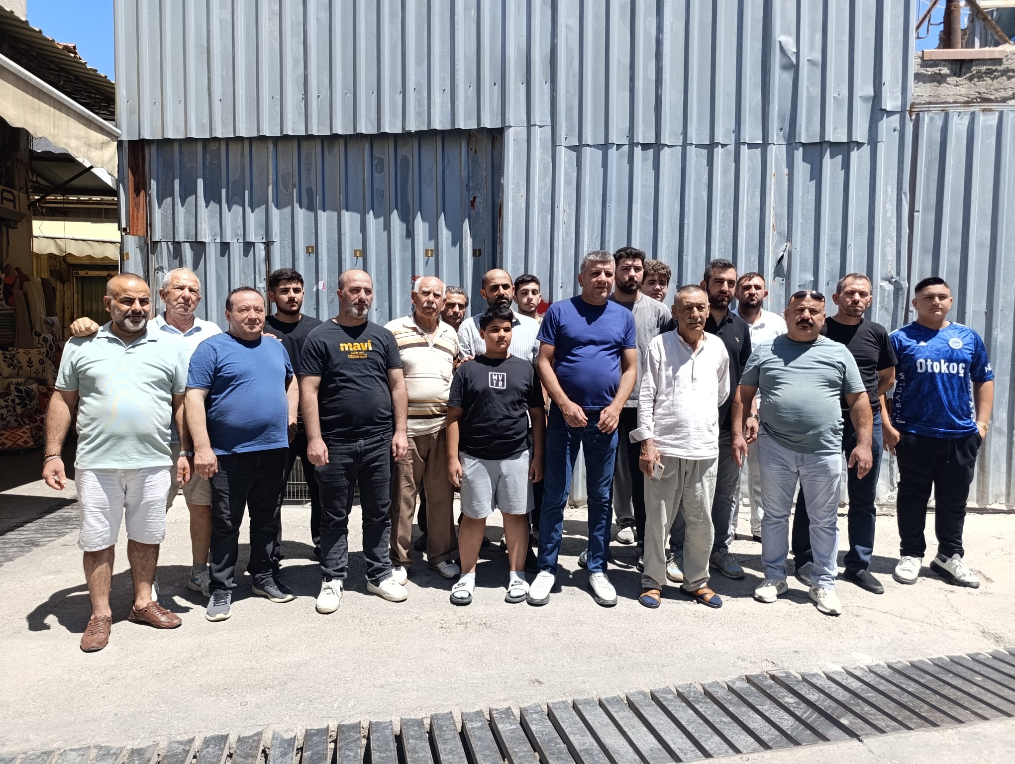 Kemeraltı’nda Restorasyon Çilesi Bitmiyor: Esnaf İflasın Eşiğinde!