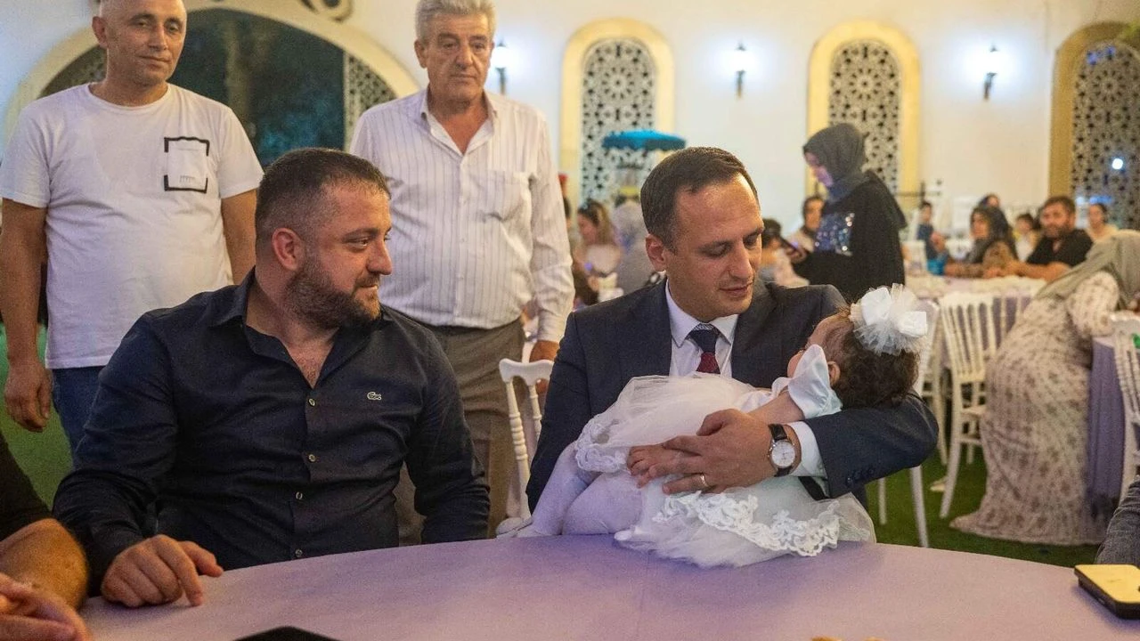 İzmir Bornova’da Başkan Eşki’den SMA hastası Esma’ya destek çağrısı!