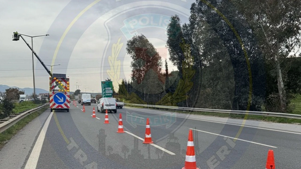 Gaziemir istikametinde bakım çalışması: Sol şerit kapatıldı