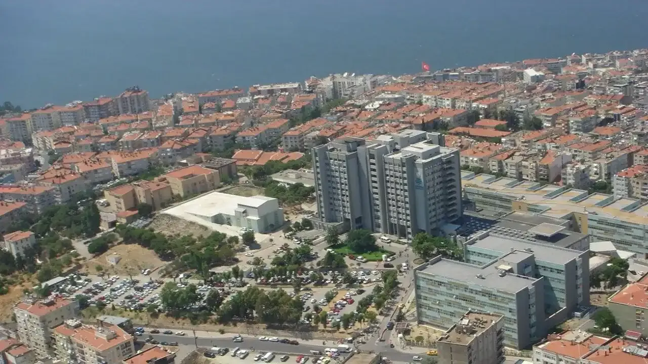 Karabağlar'ın bu sorunu yılan hikayesine döndü: Başkan Tugay'dan talimat
