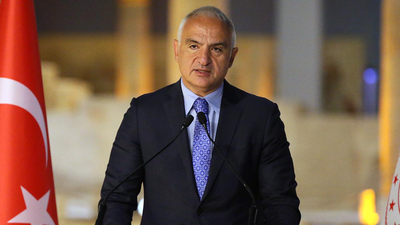 Kültür ve Turizm Bakanı Mehmet Ersoy Hedefte mi? Yoksa planlı korunmakta mı?