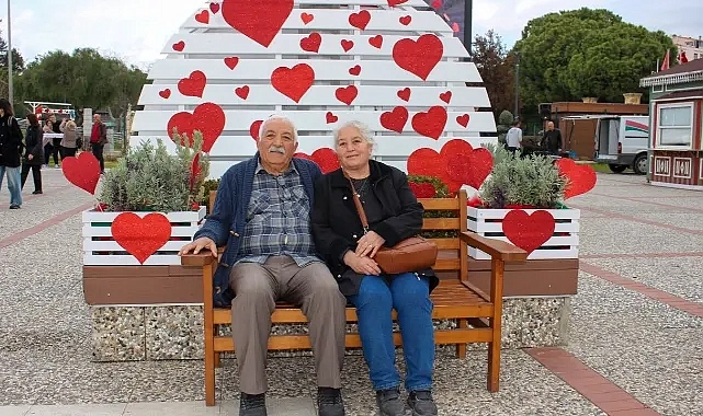 Sevgililer Günü Pazarı'na Geri Sayım